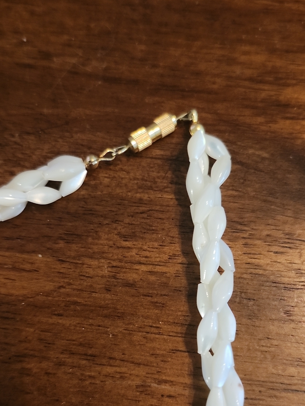Vintage 1960s Mother of Pearl Jade 3-Strand Necklace - Picture 3 of 5